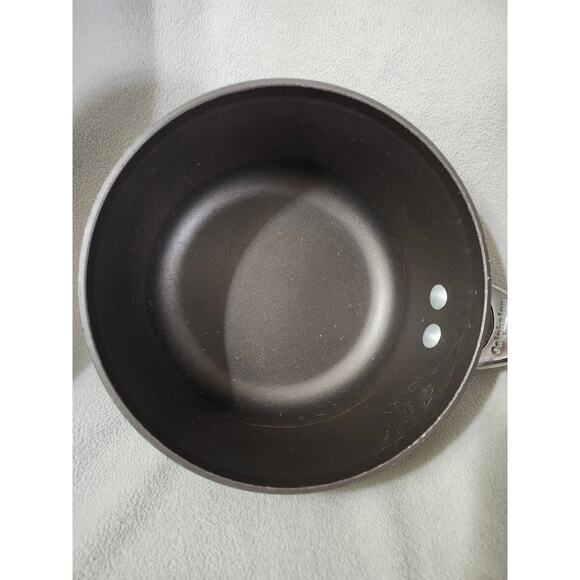 Calphalon Classic Nonstick Sauce Pan with Cover 2.5 quart Grey Pot 8702 - Picture 5 of 9